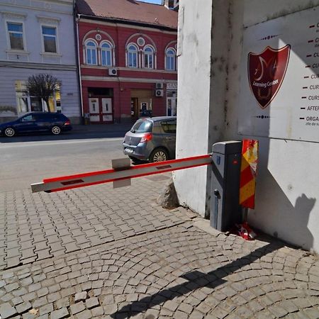 Apartament 13 Central Targu Mures Luaran gambar