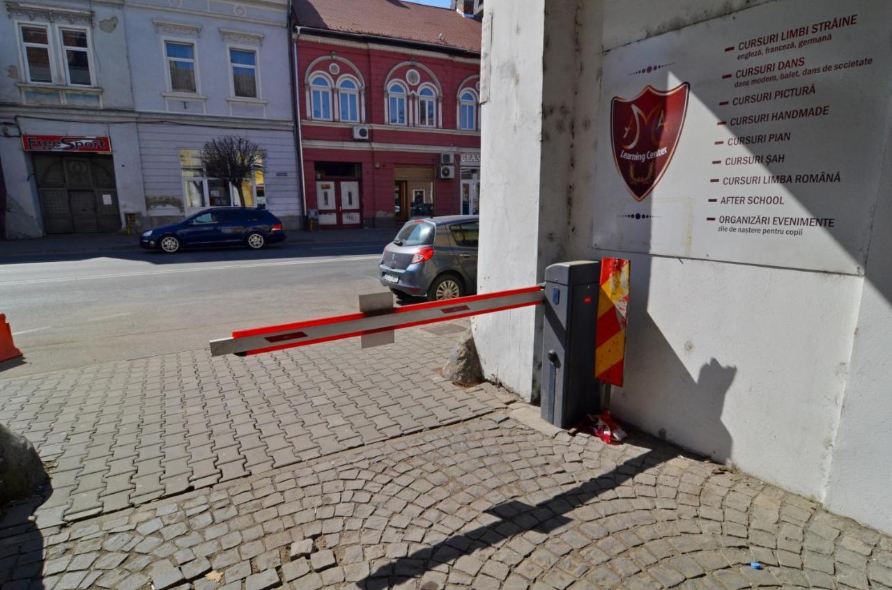 Apartament 13 Central Targu Mures Luaran gambar